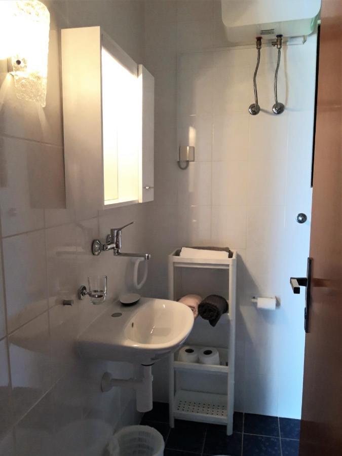Apartments Marta Rogoznica  Ngoại thất bức ảnh