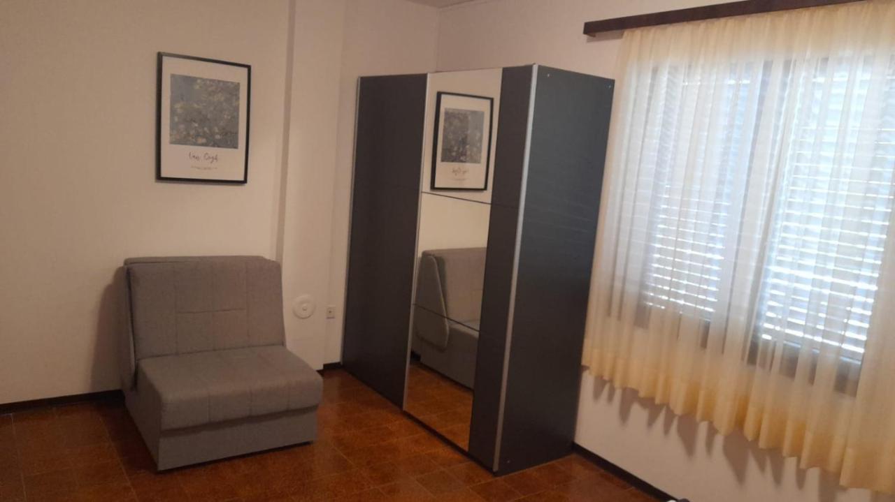 Apartments Marta Rogoznica  Ngoại thất bức ảnh